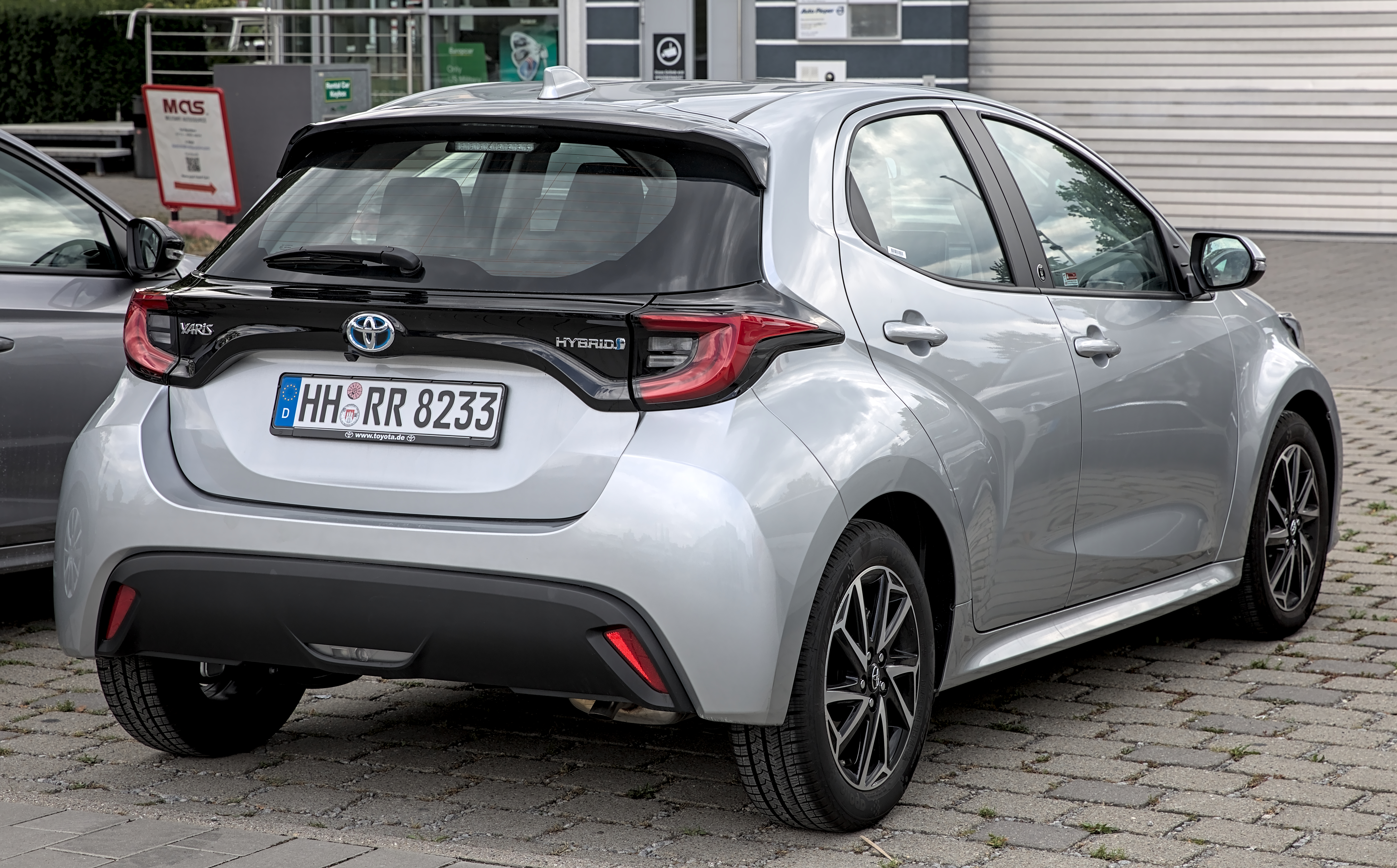 Toyota Yaris 2021 — photo 3